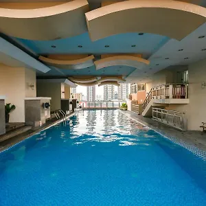 Regency Grand Aparthotel