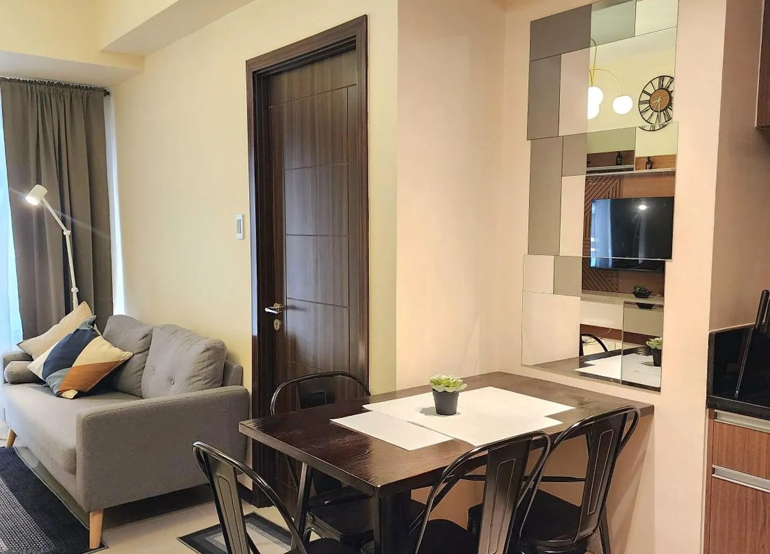 The Radiance Manila Bay Sierra Stay In Pasay 0*,  Philippines